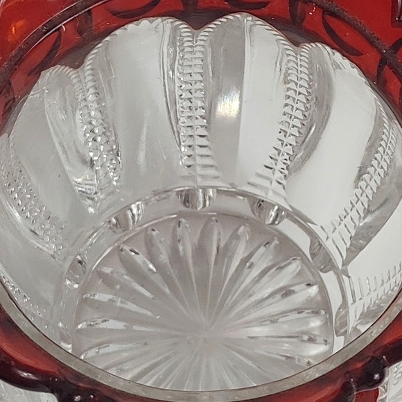 Vintage ruby red to clear thumb print dish vase unique cut glass unmarked - Picture 3 of 8